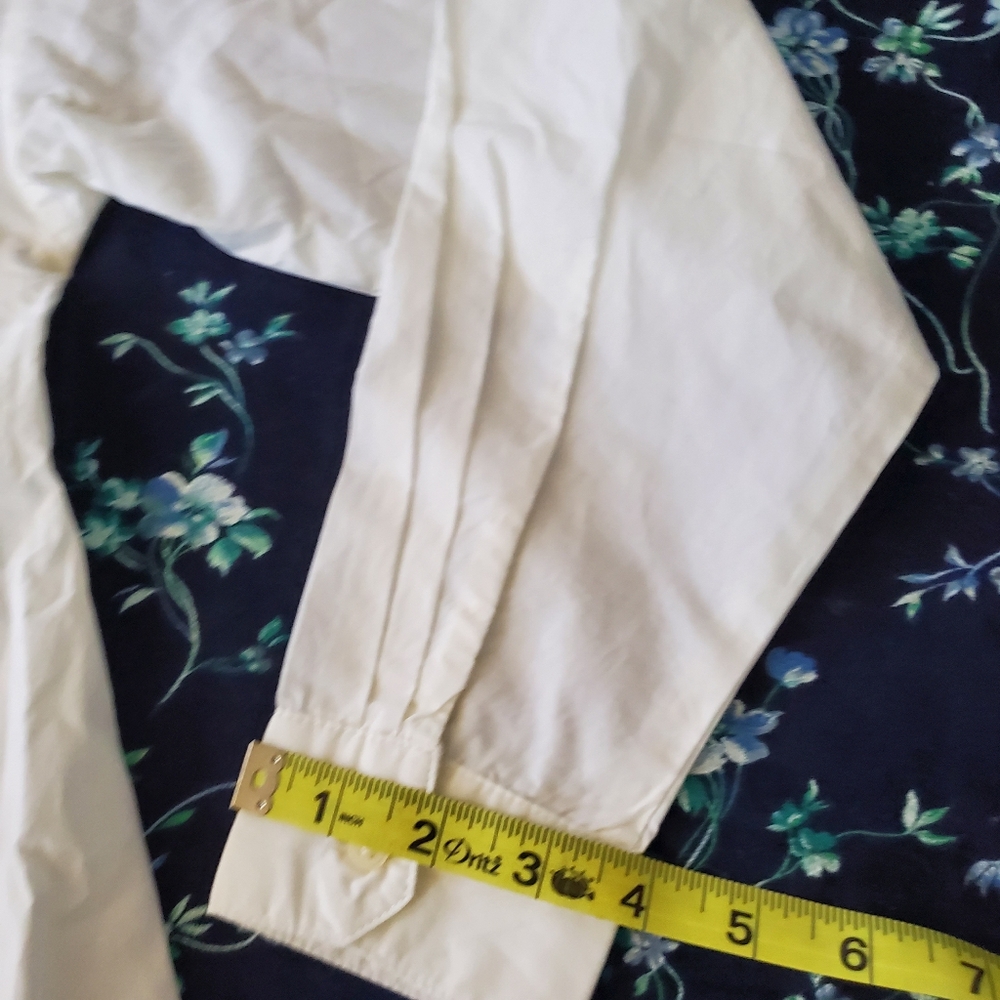 Shirt - Picture 3 of 9